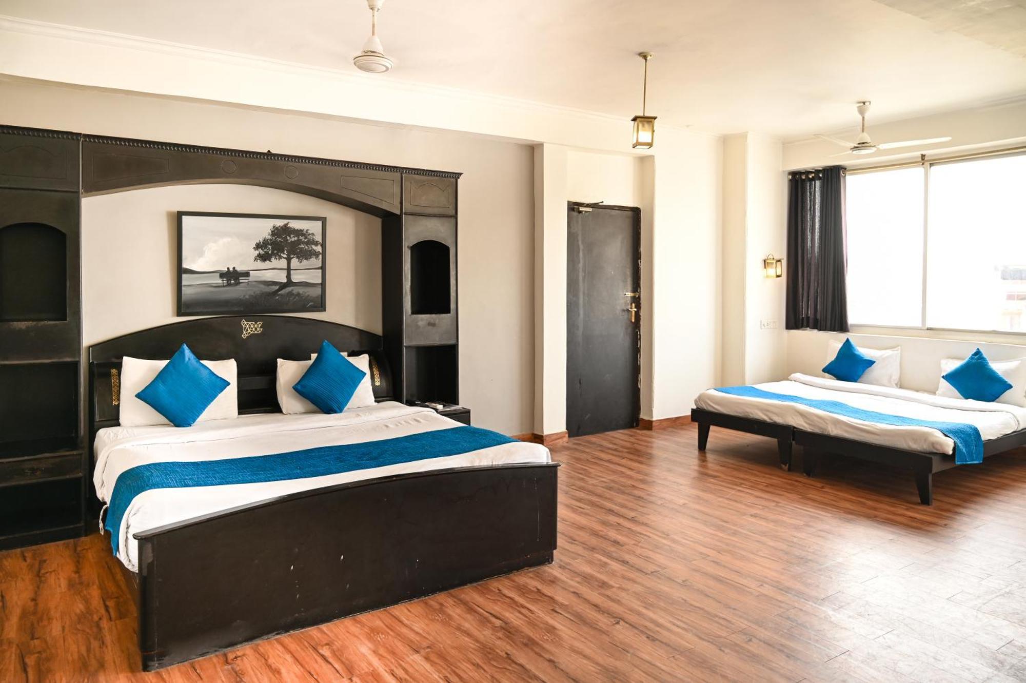 Hotel Dodas Palace Dzsaipur Kültér fotó